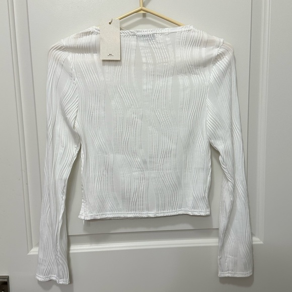 [SOLD] NWT Rihoas Boat Neck Water Ripple Textured longsleeve Tee - Picture 6 of 7